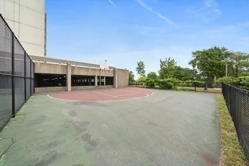1 bed, 1 bath apartment for rent at 51 Broad Unit m16a, Weymouth — photo 20 of 23