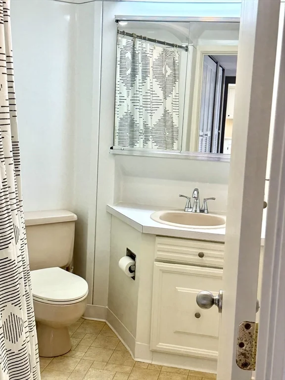 1 bed, 1 bath apartment for rent at 51 Broad Unit m16a, Weymouth — photo 11 of 23