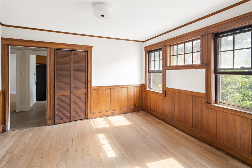 3 bed, 1 bath apartment for rent at 51 Brock St Unit 2, Brighton — photo 4 of 17