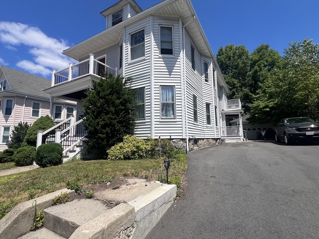 3 bed, 1 bath apartment for rent at 51 Chandler St Unit 1, Haverhill — photo 1 of 13