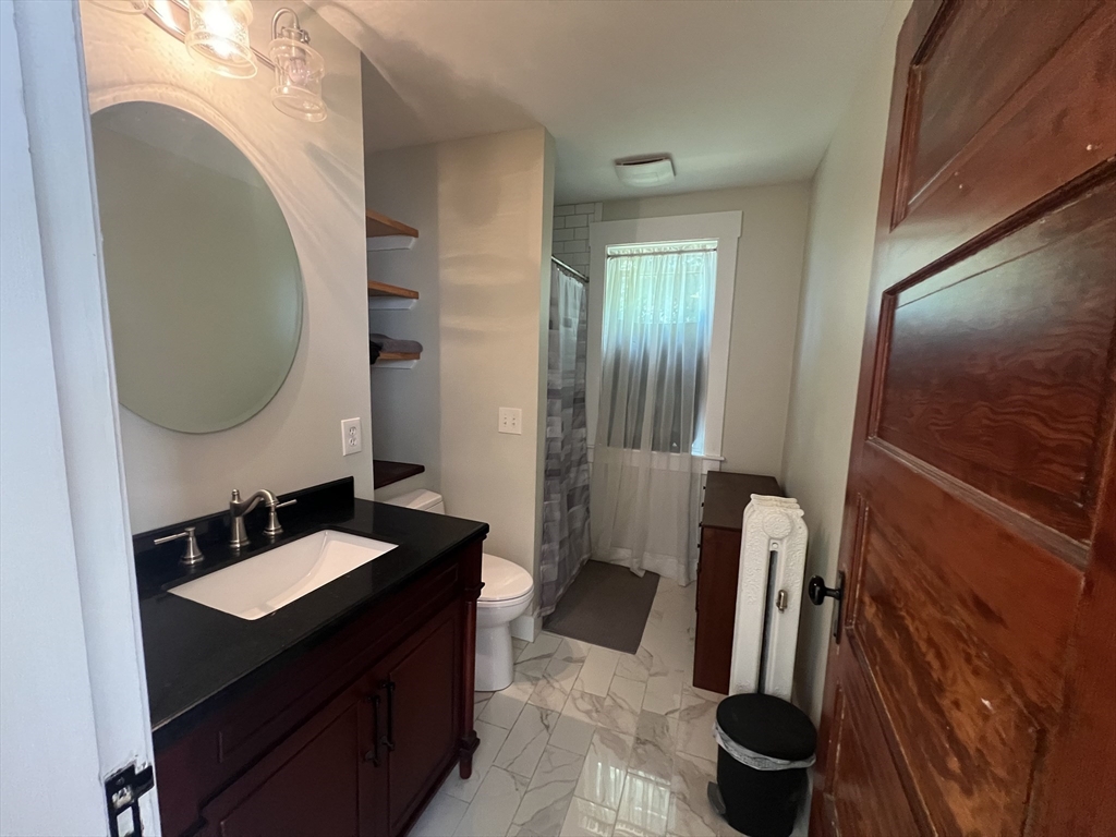 3 bed, 1 bath apartment for rent at 51 Chandler St Unit 1, Haverhill — photo 12 of 13