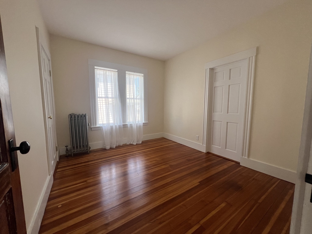 3 bed, 1 bath apartment for rent at 51 Chandler St Unit 1, Haverhill — photo 9 of 13
