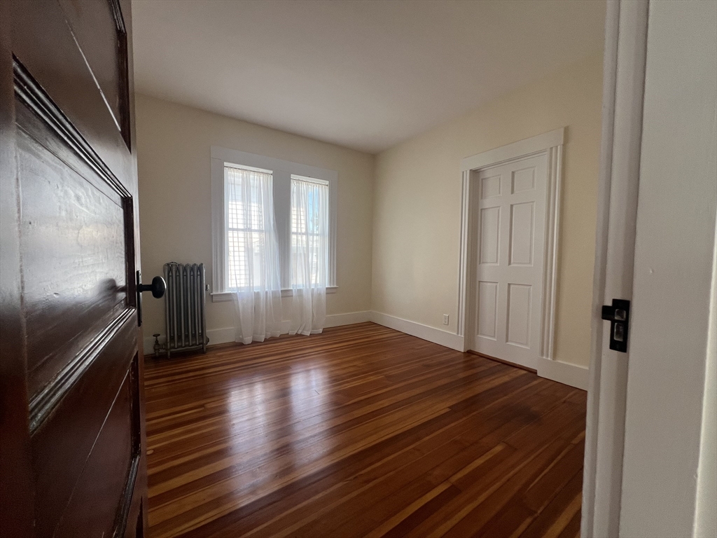 3 bed, 1 bath apartment for rent at 51 Chandler St Unit 1, Haverhill — photo 10 of 13