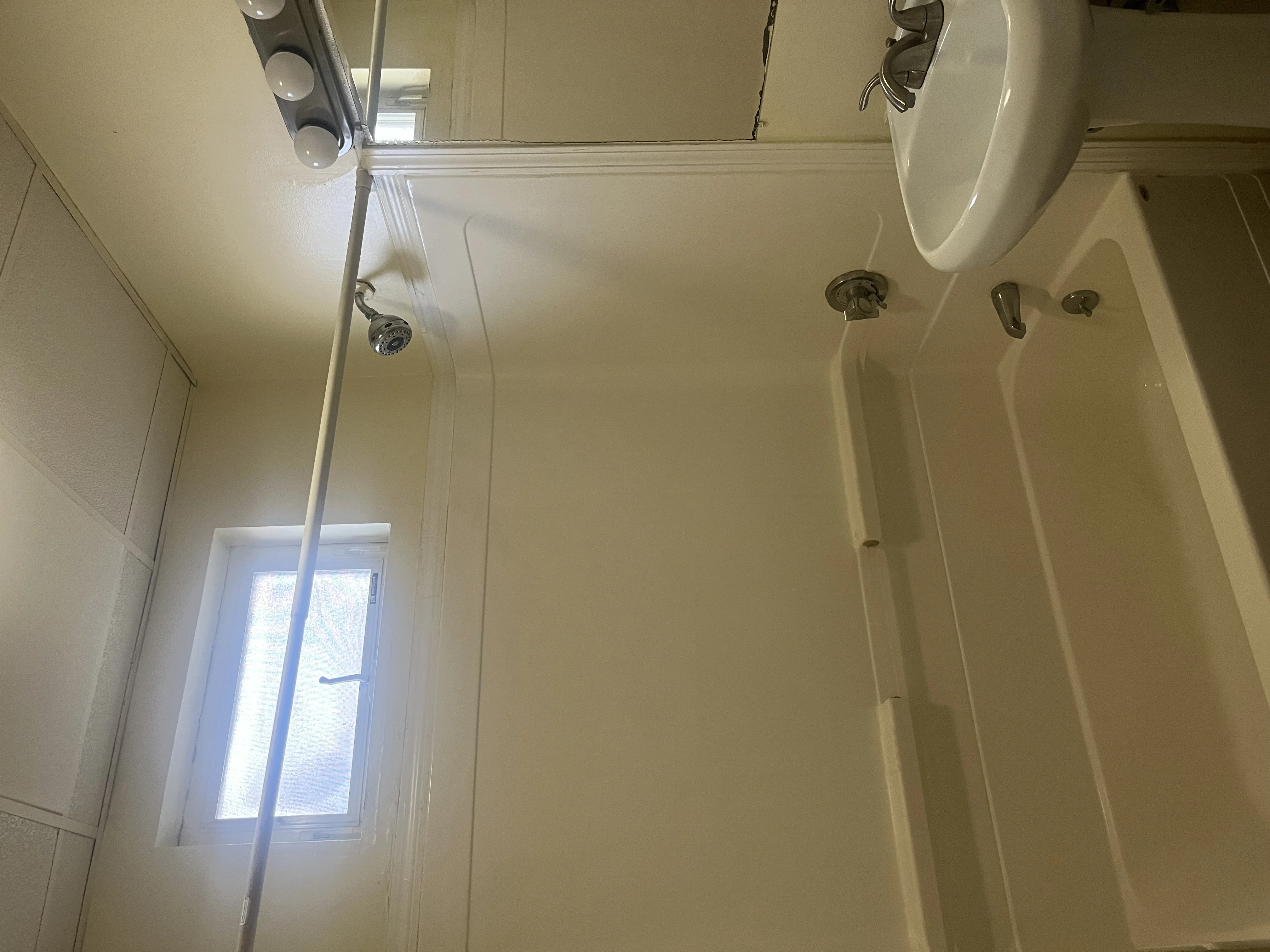 3 bed, 1 bath apartment for rent at 51 Clark St Unit 2, Malden — photo 8 of 9