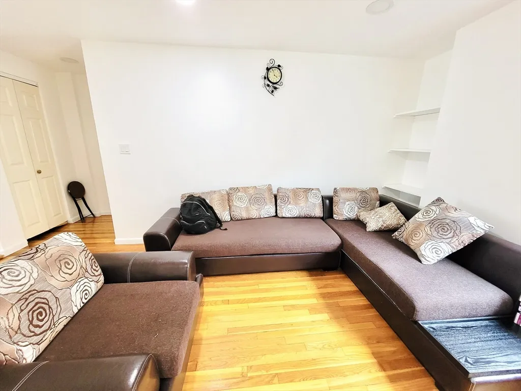 2 bed, 1 bath apartment for rent at 51 Colborne Rd Unit 1, Brighton — photo 2 of 5