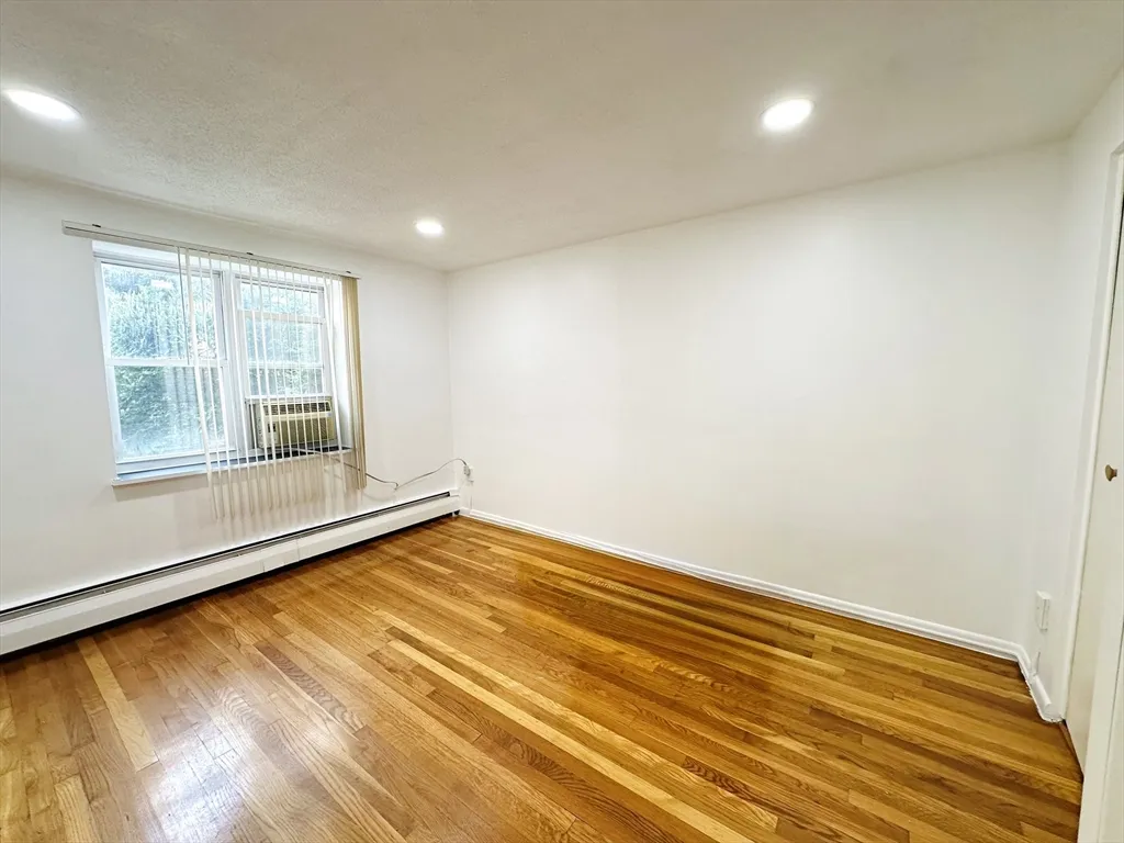 2 bed, 1 bath apartment for rent at 51 Colborne Rd Unit 1, Brighton — photo 3 of 5