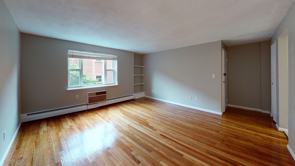 2 bed, 1 bath apartment for rent at 51 Colborne Unit 4, Brighton — photo 3 of 7