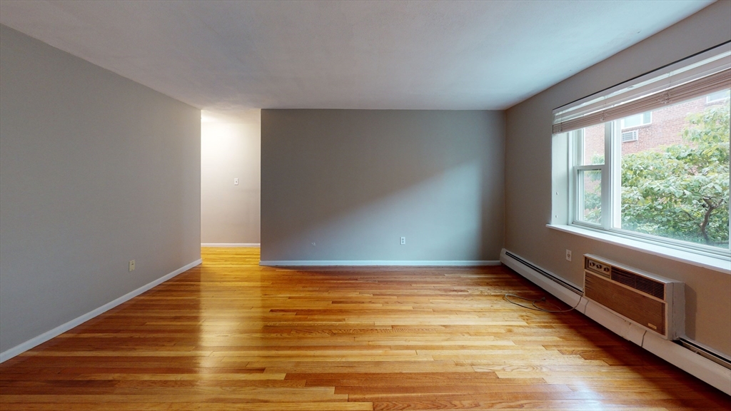 2 bed, 1 bath apartment for rent at 51 Colborne Unit 4, Brighton — photo 2 of 7