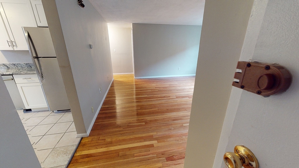 2 bed, 1 bath apartment for rent at 51 Colborne Unit 4, Brighton — photo 6 of 7