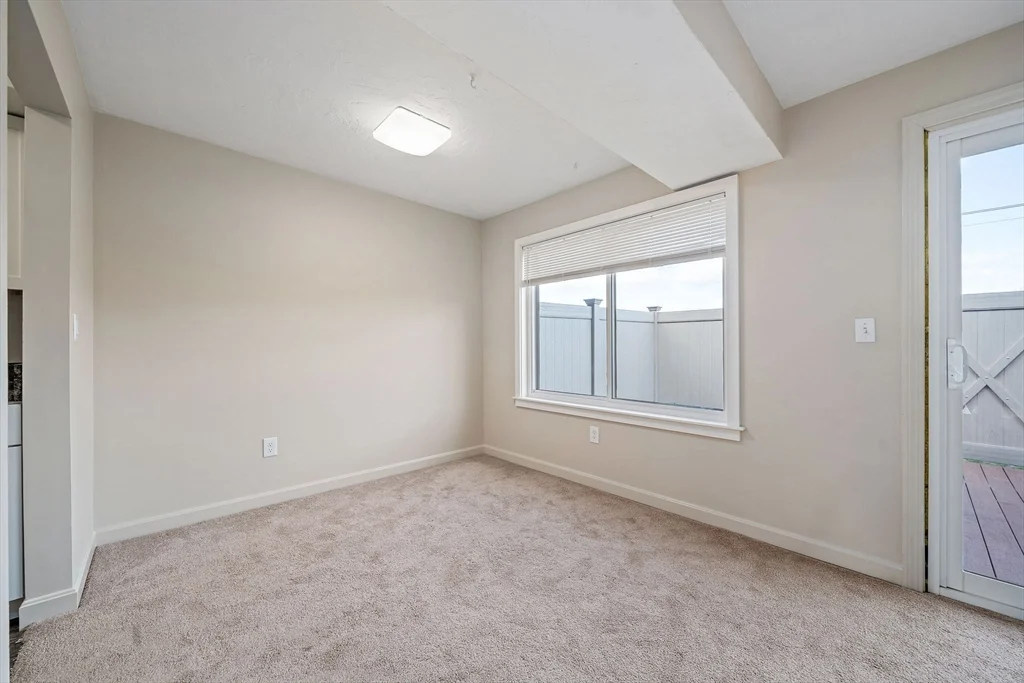 2 bed, 1 bath apartment for rent at 51 Cottonwood Dr Unit 51, Stoughton — photo 12 of 27