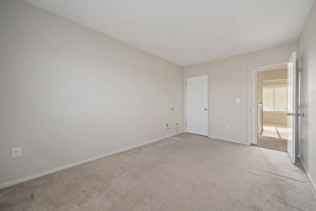 2 bed, 1 bath apartment for rent at 51 Cottonwood Dr Unit 51, Stoughton — photo 17 of 27