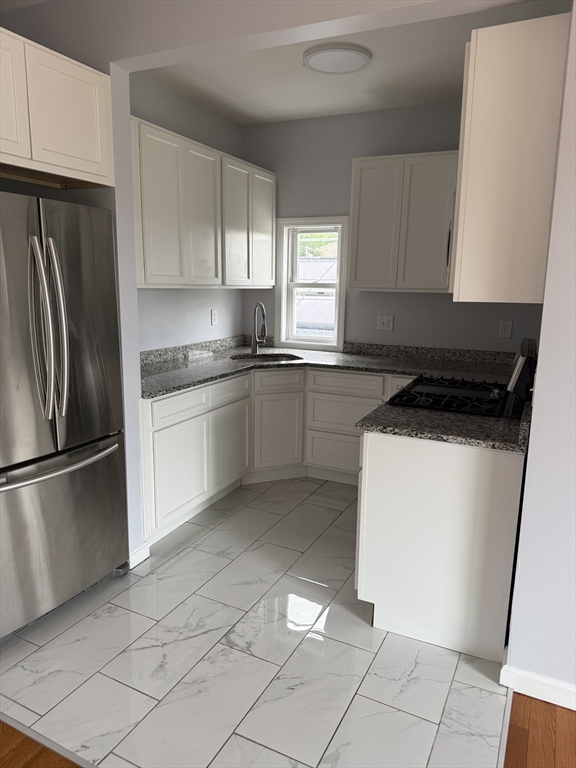 3 bed, 1 bath apartment for rent at 51 Doyle St Unit 3, Lawrence — photo 3 of 14