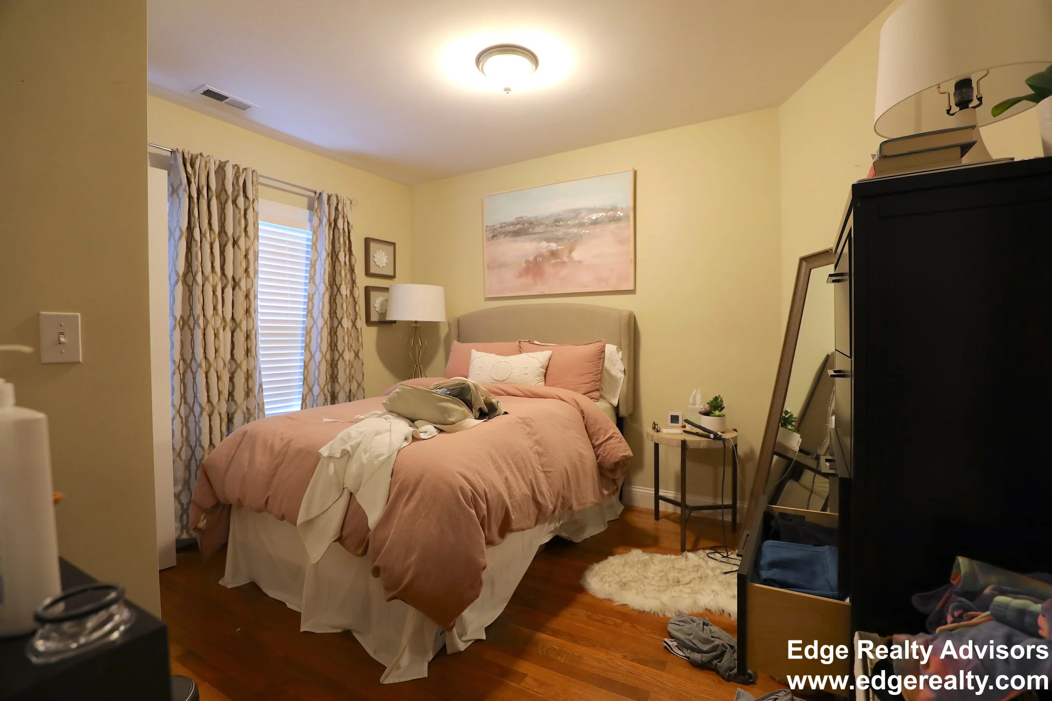 4 bed, 2 bath apartment for rent at 51 Dunboy St Unit 1, Brighton — photo 10 of 12