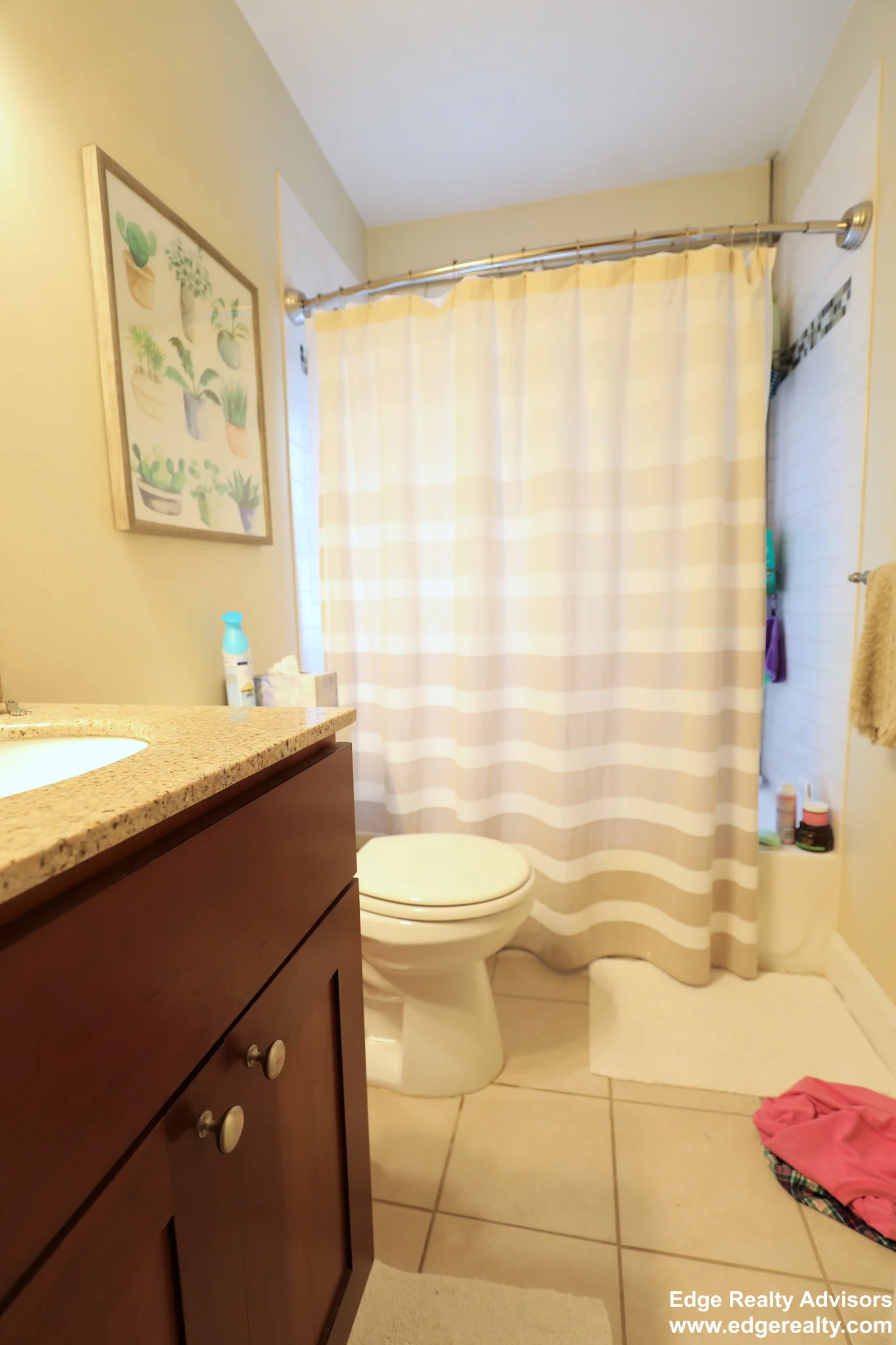 4 bed, 2 bath apartment for rent at 51 Dunboy St Unit 1, Brighton — photo 8 of 12