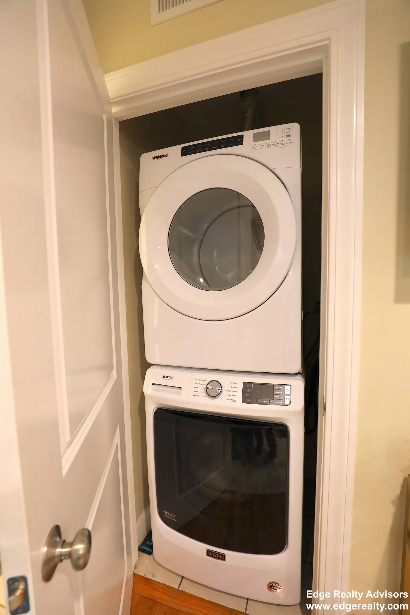 4 bed, 2 bath apartment for rent at 51 Dunboy St Unit 1, Brighton — photo 5 of 12