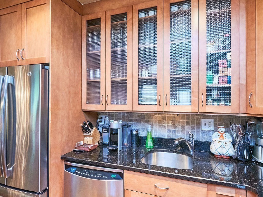 2 bed, 1 bath apartment for rent at 51 E Springfield Unit 2, South End — photo 9 of 17