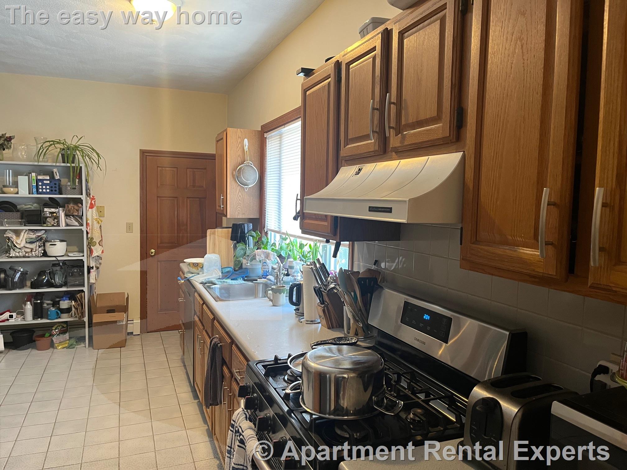 3 bed, 1 bath apartment for rent at 51 Elm St Unit 2, Porter Square — photo 21 of 24