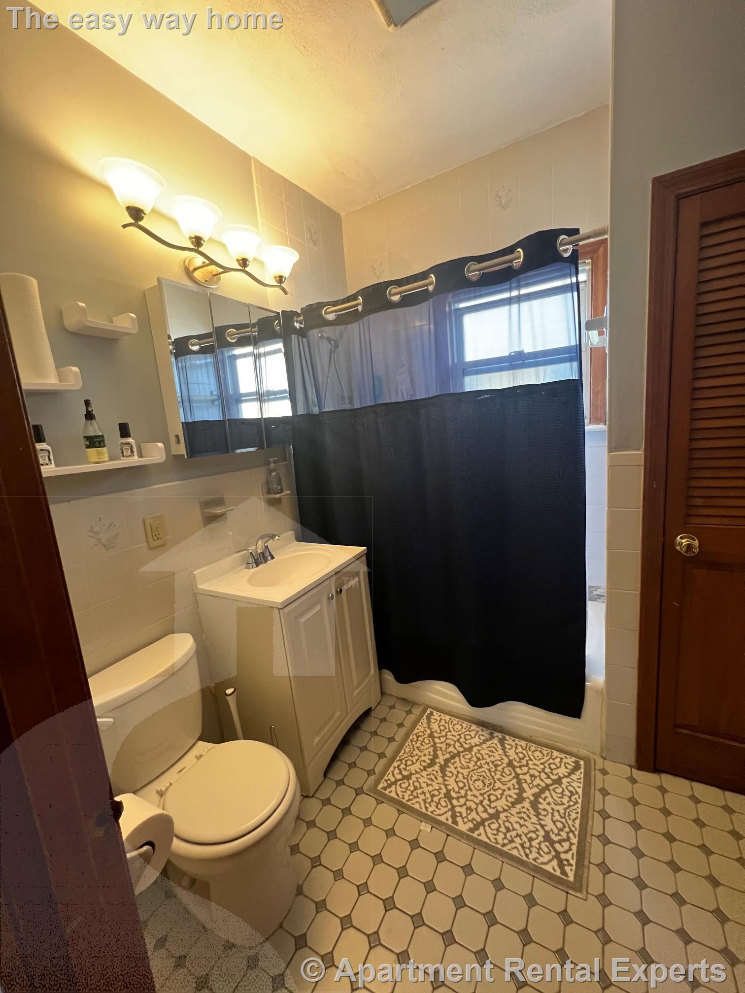 3 bed, 1 bath apartment for rent at 51 Elm St Unit 2, Porter Square — photo 3 of 24