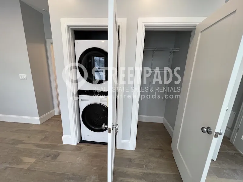 3 bed, 2 bath apartment for rent at 51 Fairbanks St Unit 3, Brighton — photo 10 of 26