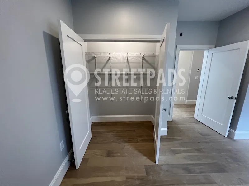3 bed, 2 bath apartment for rent at 51 Fairbanks St Unit 3, Brighton — photo 13 of 26