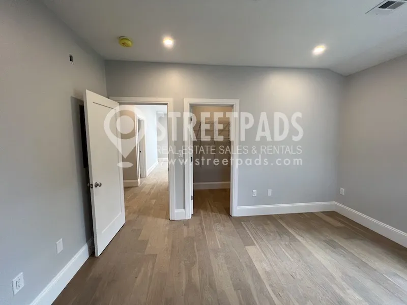 3 bed, 2 bath apartment for rent at 51 Fairbanks St Unit 3, Brighton — photo 23 of 26