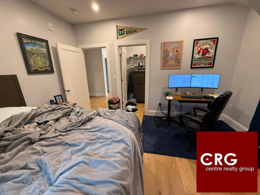 3 bed, 2 bath apartment for rent at 51 Fairbanks St Unit 3U, Brighton — photo 4 of 15