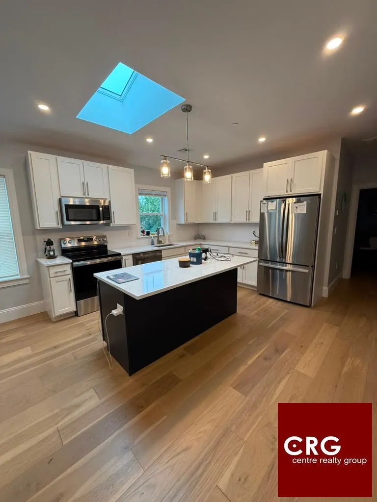 3 bed, 2 bath apartment for rent at 51 Fairbanks St Unit 3U, Brighton