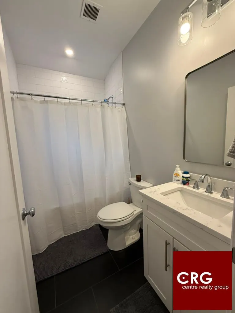 3 bed, 2 bath apartment for rent at 51 Fairbanks St Unit 3U, Brighton — photo 6 of 15