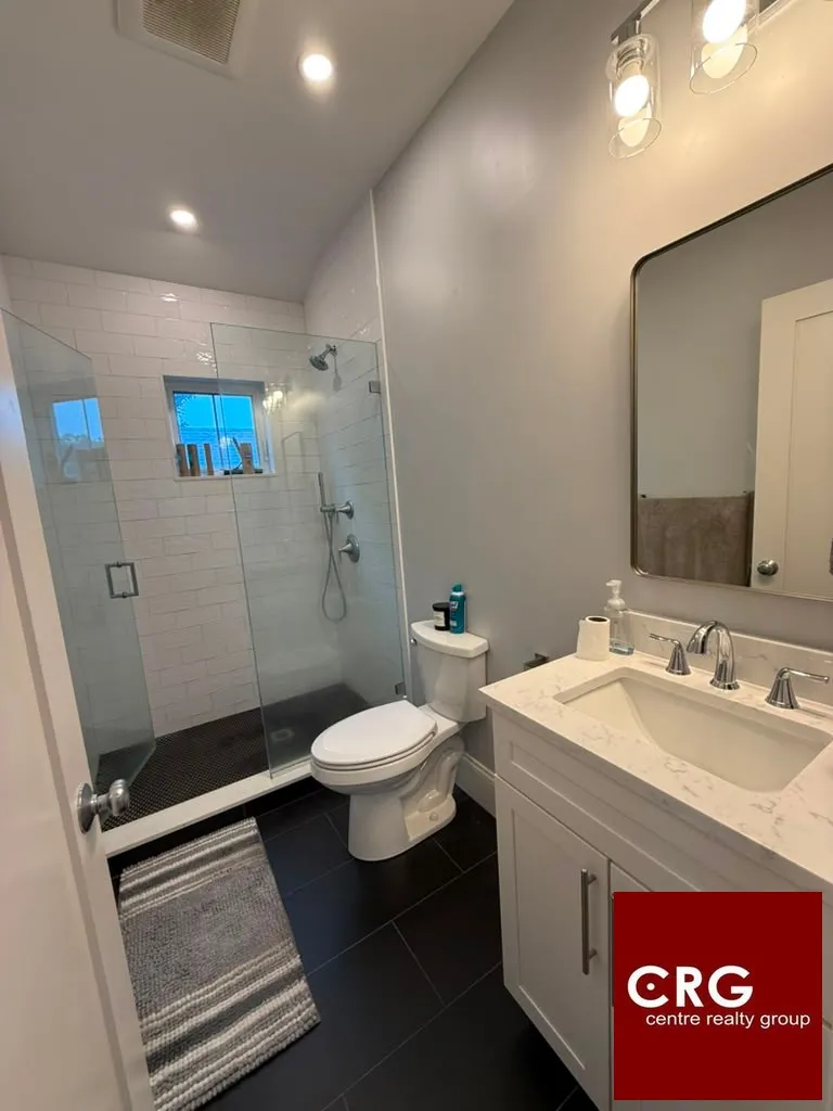 3 bed, 2 bath apartment for rent at 51 Fairbanks St Unit 3U, Brighton — photo 11 of 15