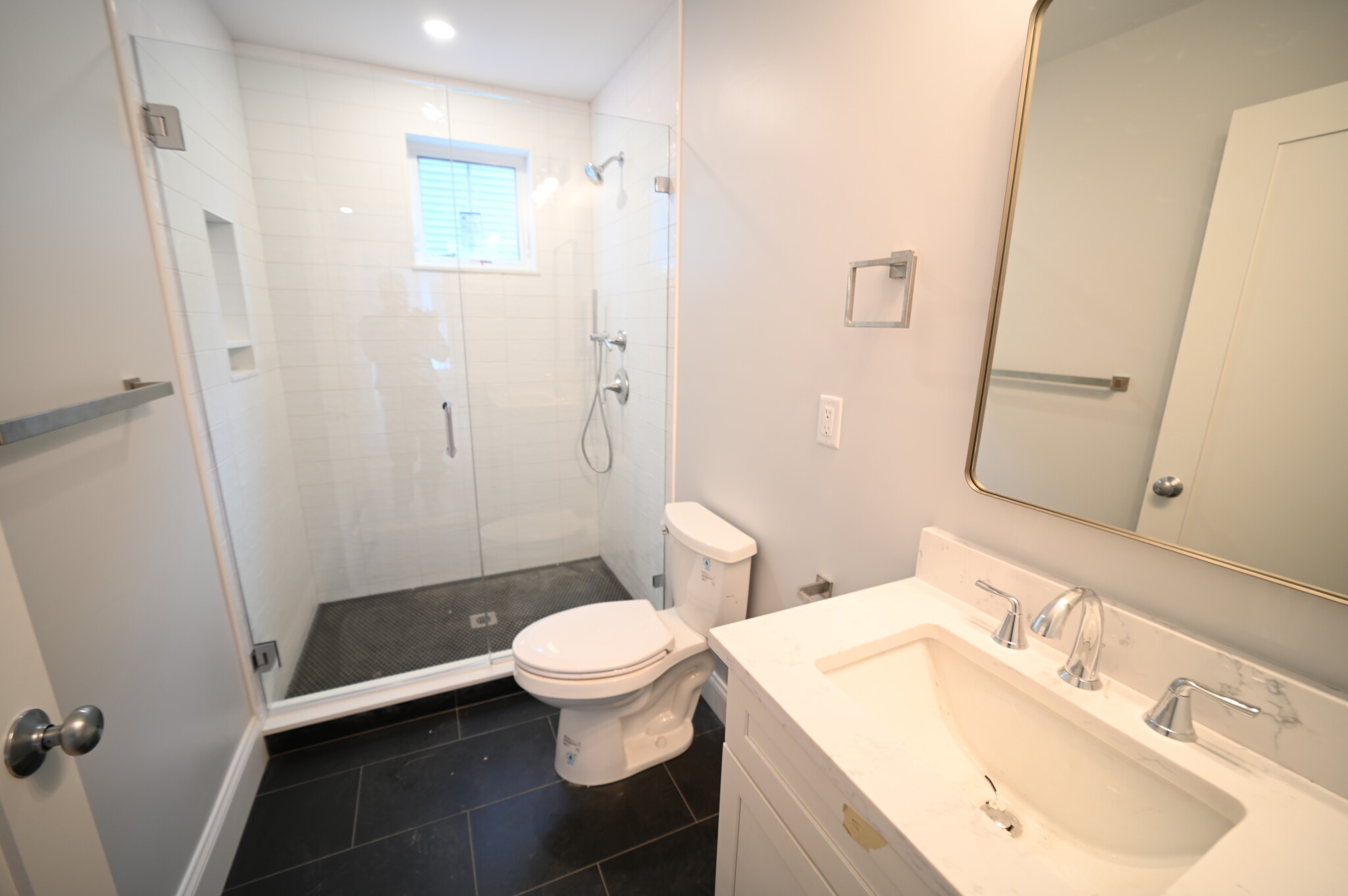 3 bed, 2 bath apartment for rent at 51 Fairbanks Unit 1, Brighton — photo 5 of 14