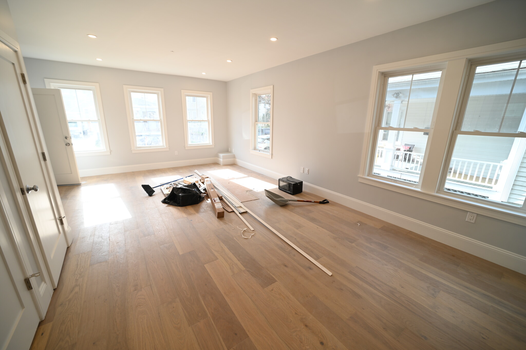 3 bed, 2 bath apartment for rent at 51 Fairbanks Unit 1, Brighton — photo 3 of 14