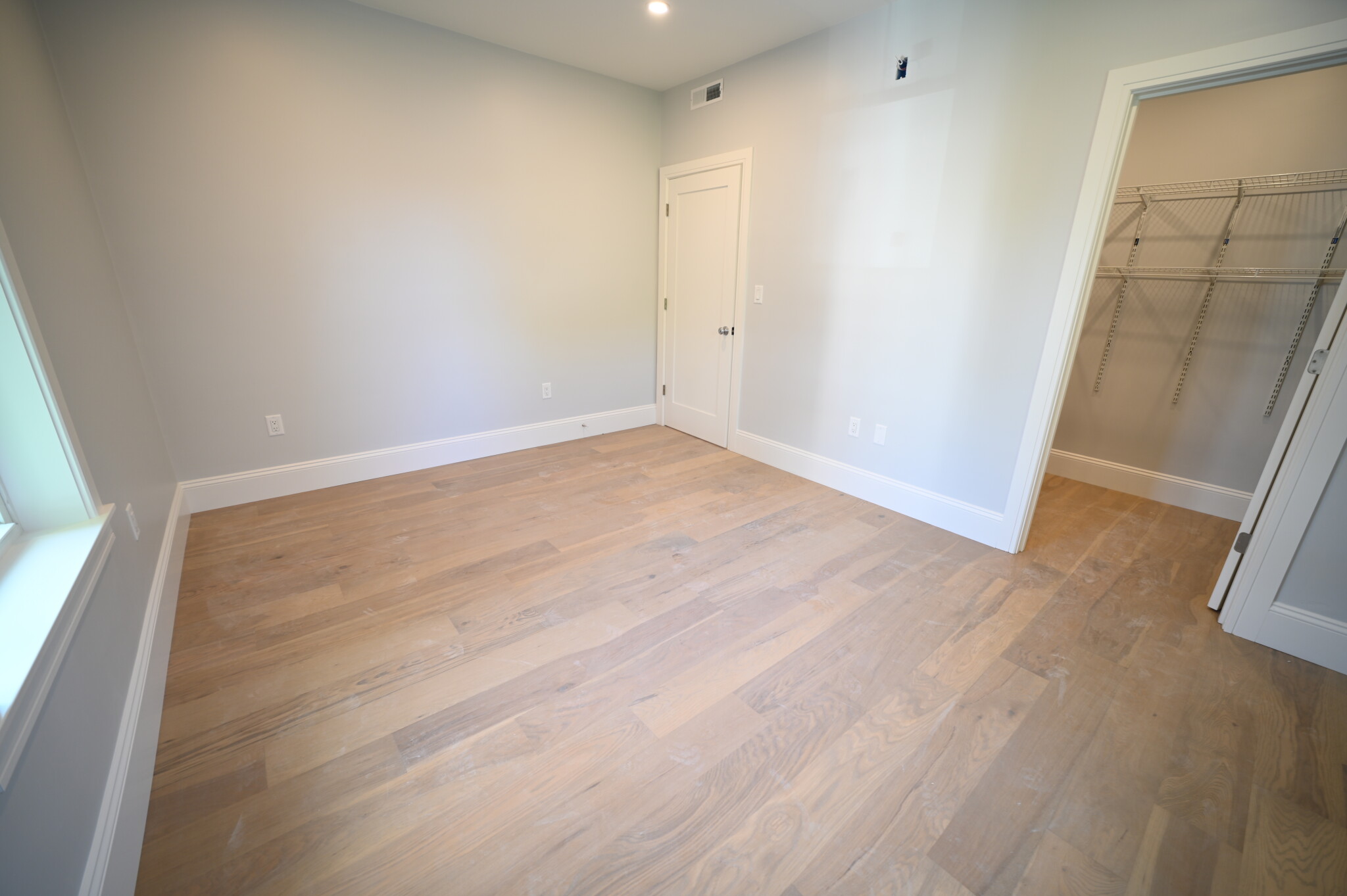 3 bed, 2 bath apartment for rent at 51 Fairbanks Unit 2, Brighton — photo 8 of 10