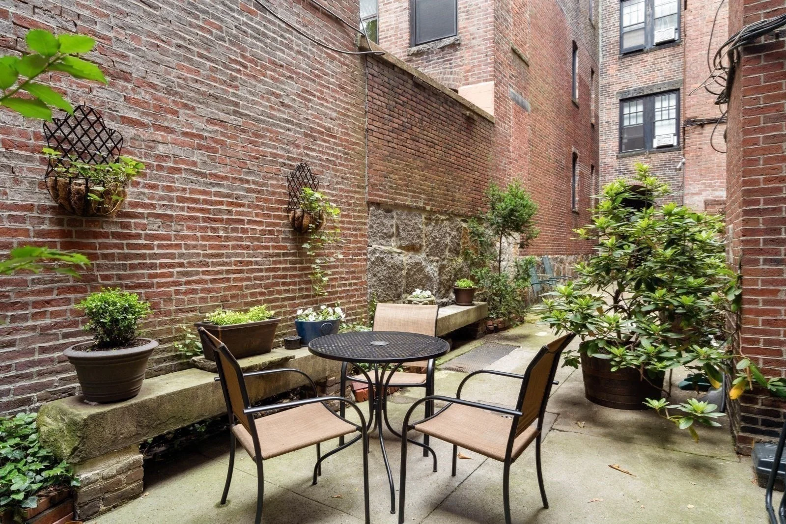 Studio bed, 1 bath apartment for rent at 51 Hancock St Unit 3, Beacon Hill — photo 19 of 21