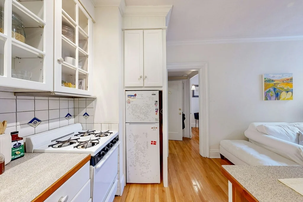 1 bed, 1 bath apartment for rent at 51 Hancock St Unit 8, Beacon Hill — photo 9 of 14