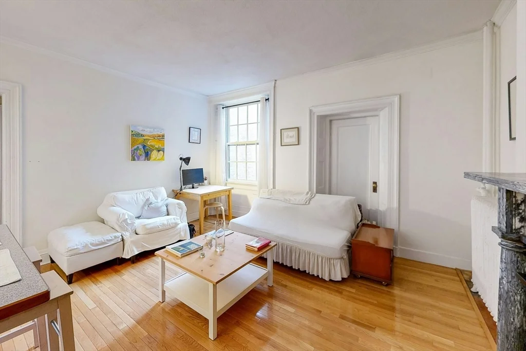 1 bed, 1 bath apartment for rent at 51 Hancock St Unit 8, Beacon Hill — photo 5 of 14