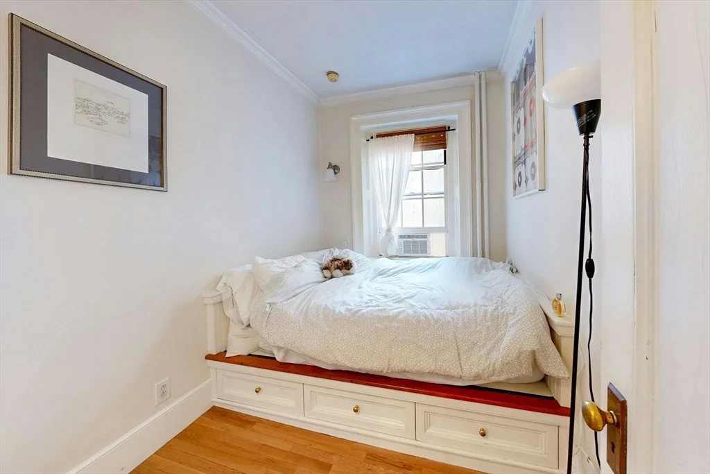1 bed, 1 bath apartment for rent at 51 Hancock St Unit 8, Beacon Hill — photo 10 of 14