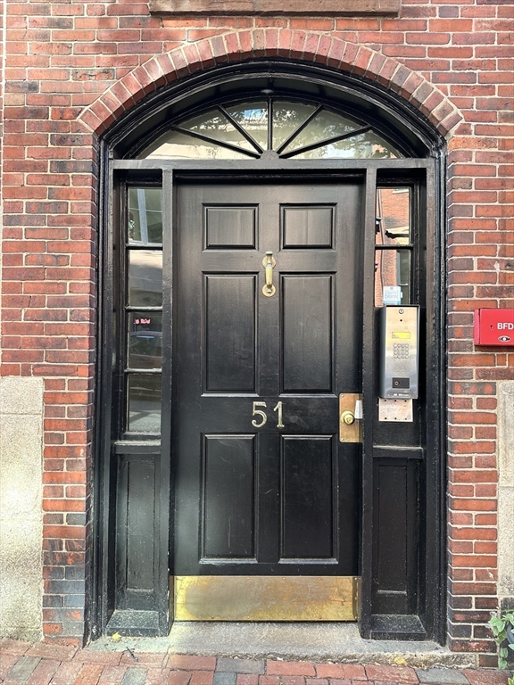 1 bed, 1 bath apartment for rent at 51 Hancock Unit 7, Beacon Hill — photo 8 of 9