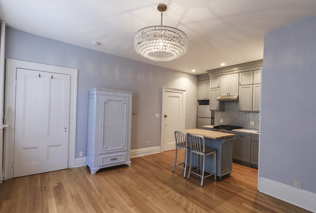 1 bed, 1 bath apartment for rent at 51 Hancock Unit 7, Beacon Hill — photo 4 of 9