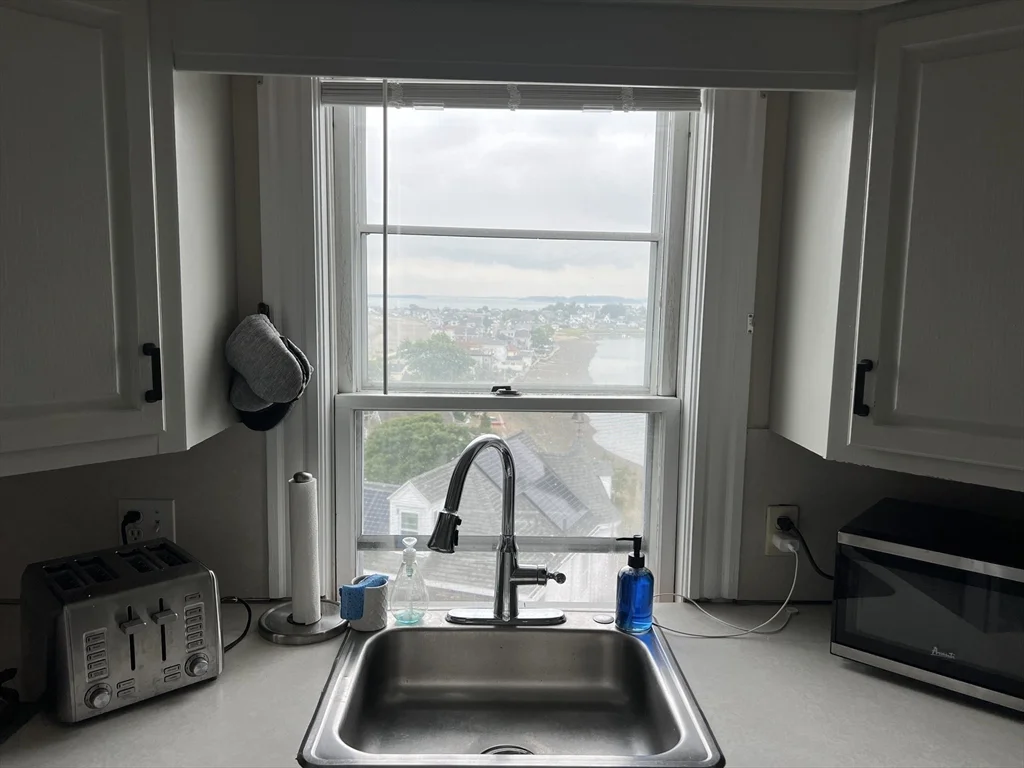 2 bed, 1 bath apartment for rent at 51 Harborview Ave Unit C, Winthrop — photo 7 of 16