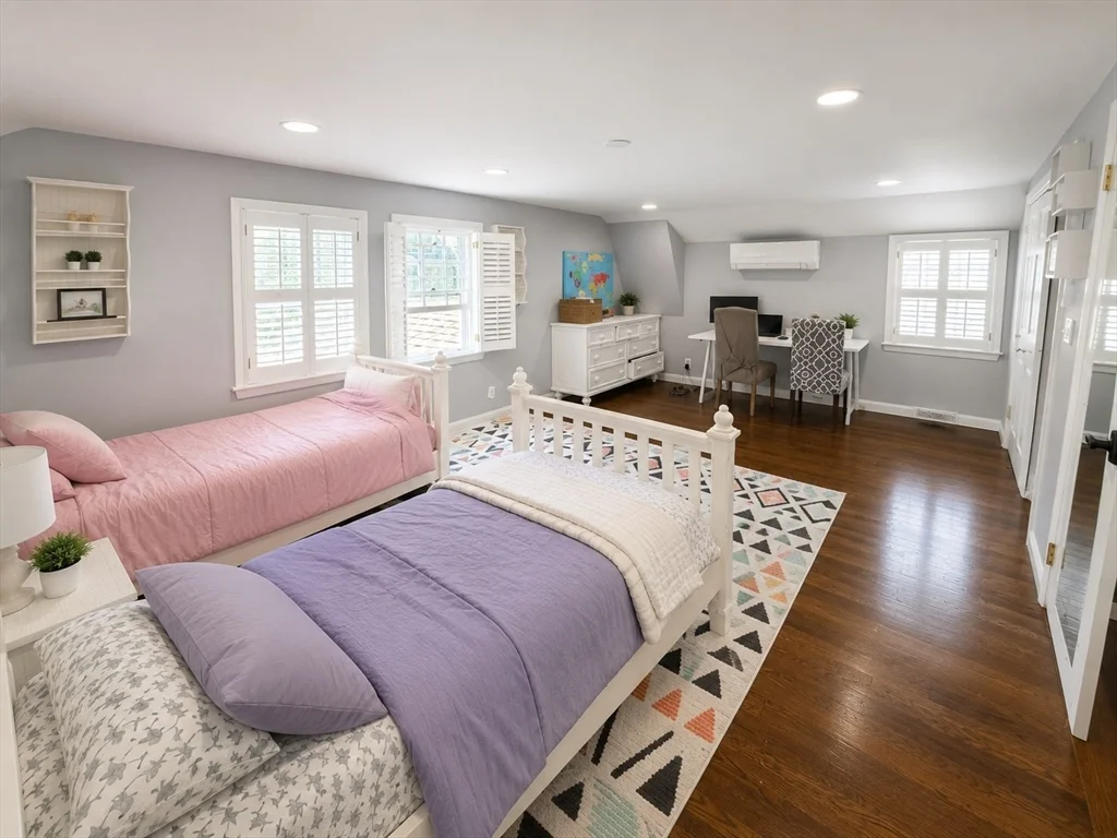 4 bed, 3 bath apartment for rent at 51 Hartman Rd Unit n/a, Oak Hill — photo 11 of 24