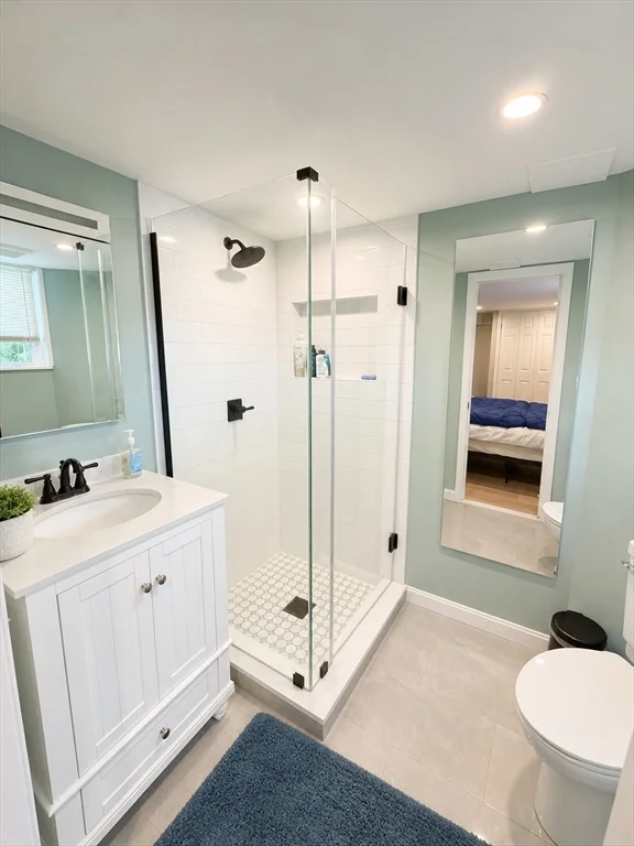 4 bed, 3 bath apartment for rent at 51 Hartman Rd Unit n/a, Oak Hill — photo 18 of 24