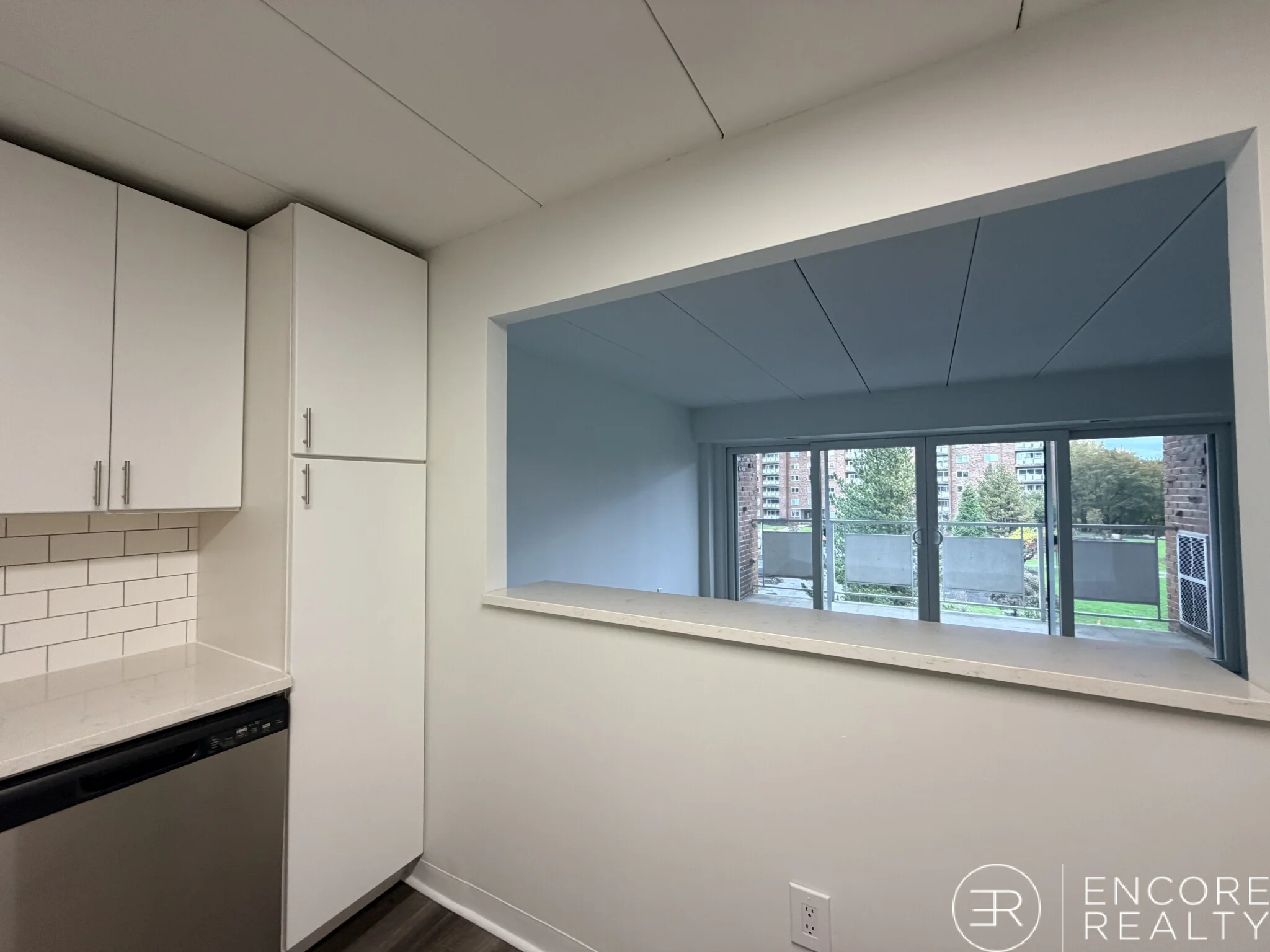 1 bed, 1 bath apartment for rent at 51 Hill Rd Unit 1, Belmont — photo 2 of 14