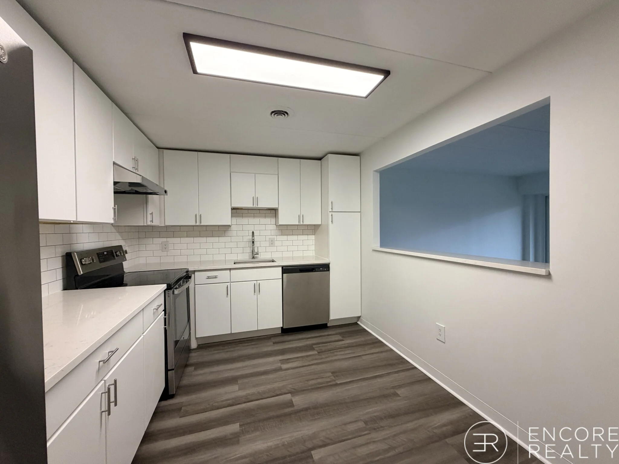 1 bed, 1 bath apartment for rent at 51 Hill Rd Unit 1, Belmont — photo 1 of 14