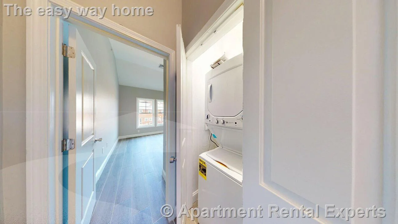 2 bed, 2 bath apartment for rent at 51 Hill Rd Unit 206, Belmont — photo 4 of 9