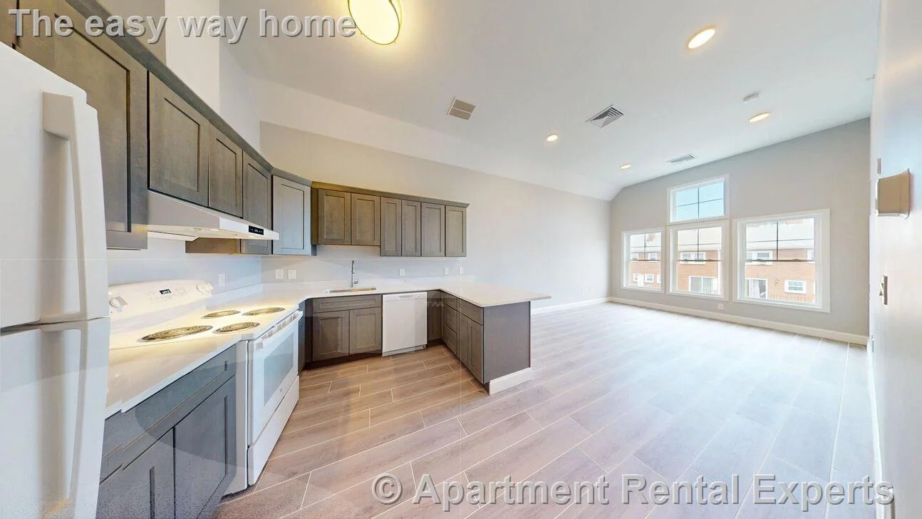 2 bed, 2 bath apartment for rent at 51 Hill Rd Unit 206, Belmont — photo 2 of 9