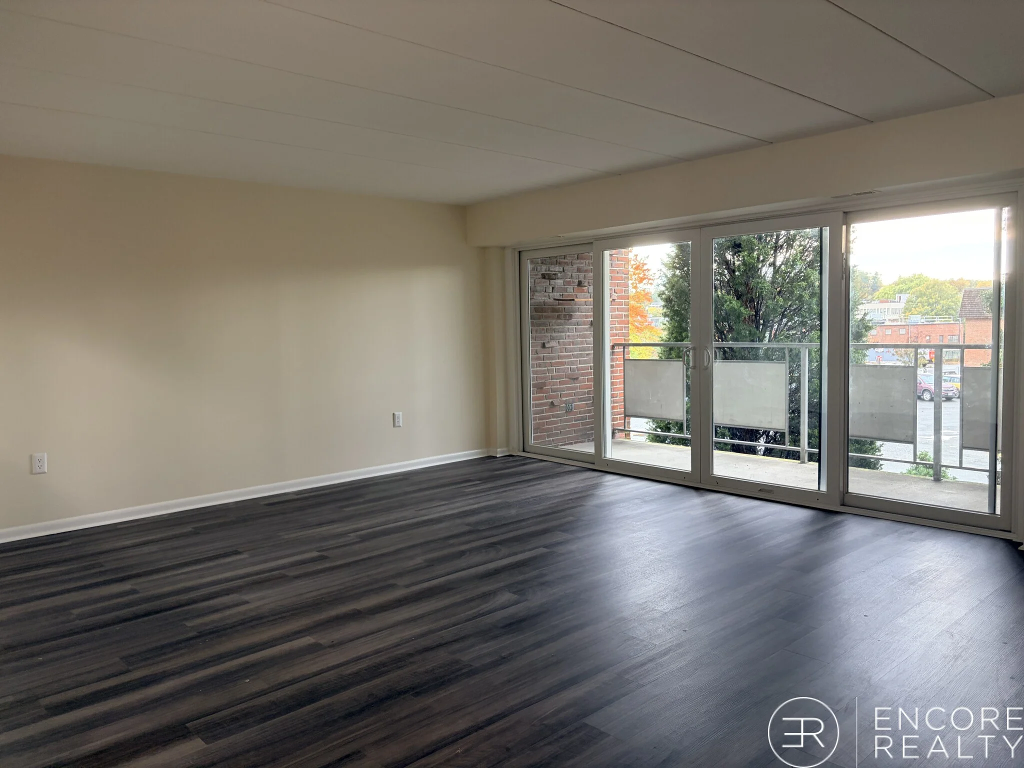 2 bed, 2 bath apartment for rent at 51 Hill Rd Unit 51-206, Belmont — photo 4 of 16