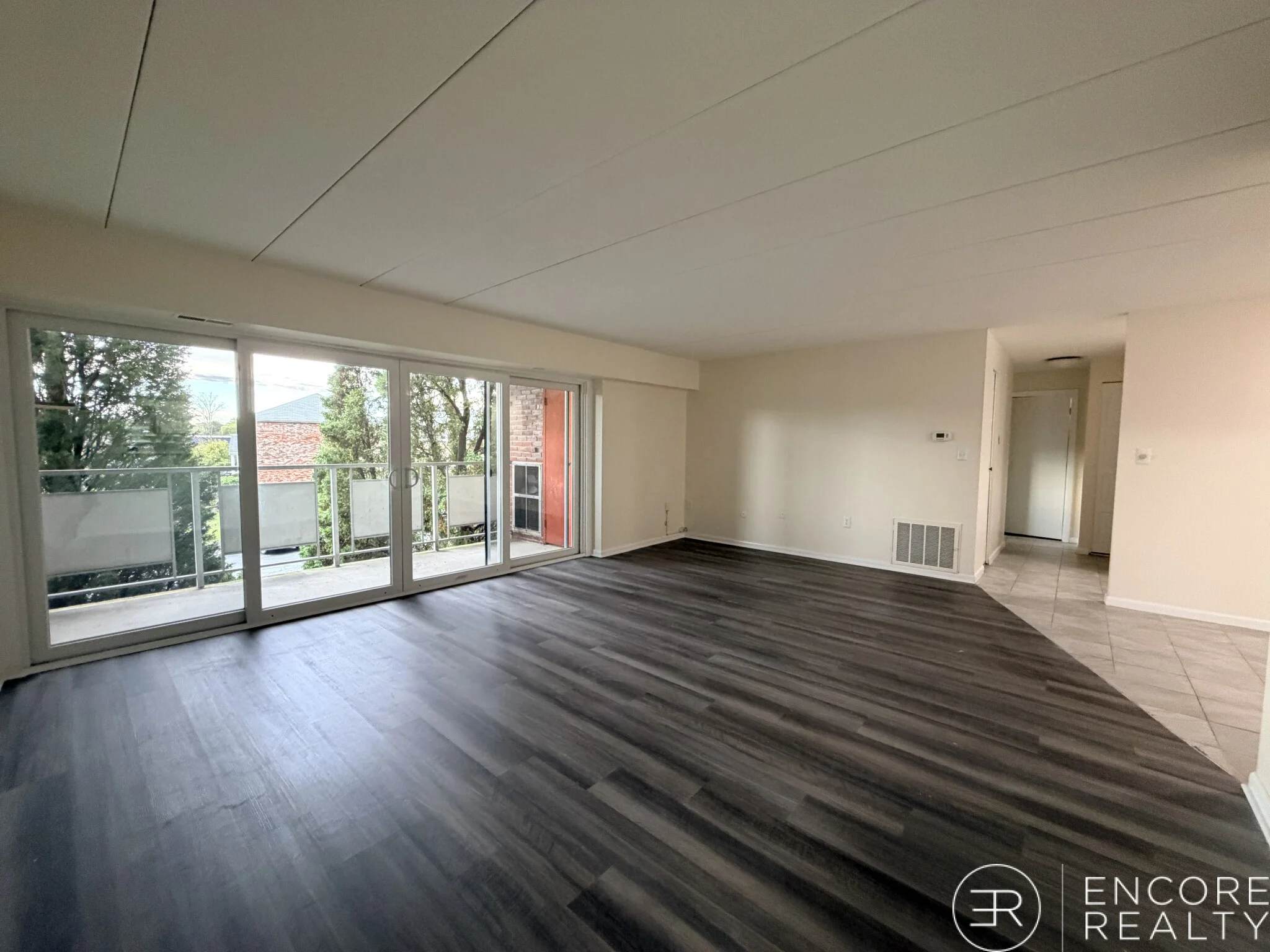 2 bed, 2 bath apartment for rent at 51 Hill Rd Unit 51-206, Belmont — photo 7 of 16