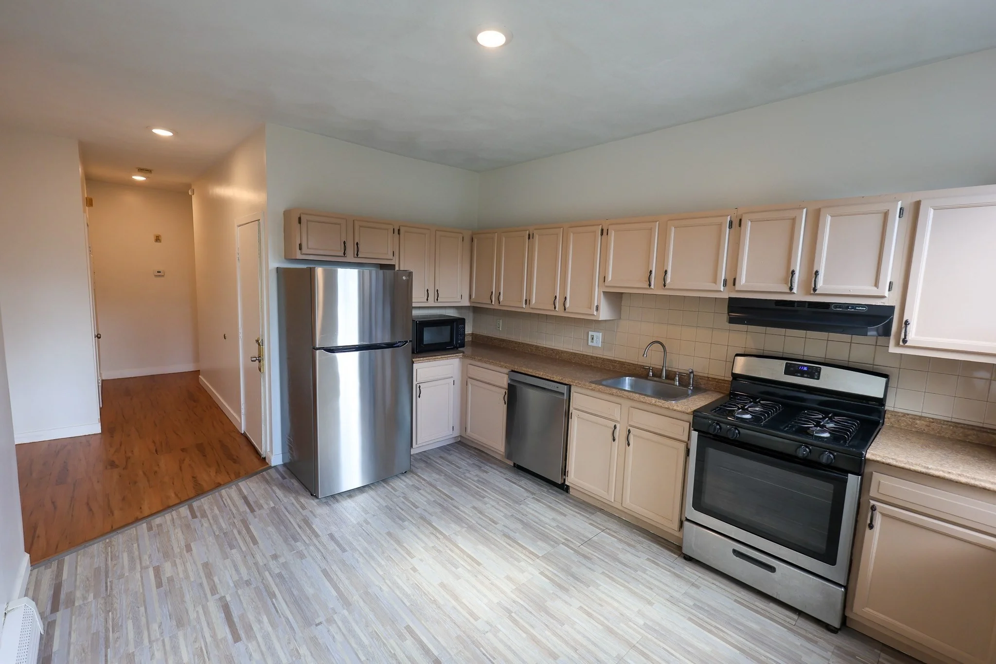 3 bed, 2 bath apartment for rent at 51 Holworthy St Unit 3, Roxbury