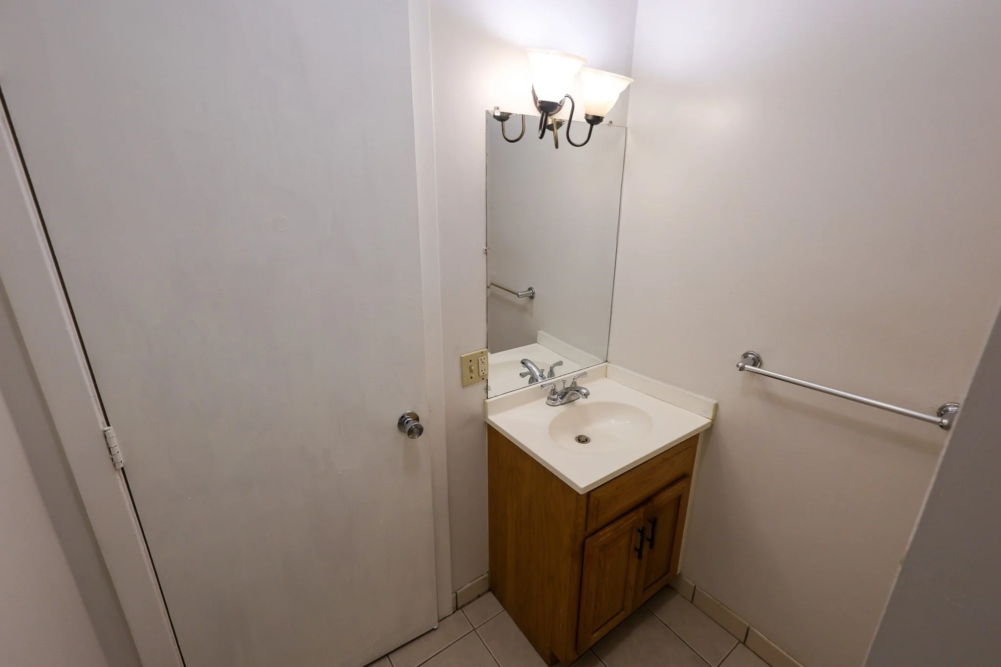 3 bed, 2 bath apartment for rent at 51 Holworthy St Unit 3, Roxbury — photo 15 of 18