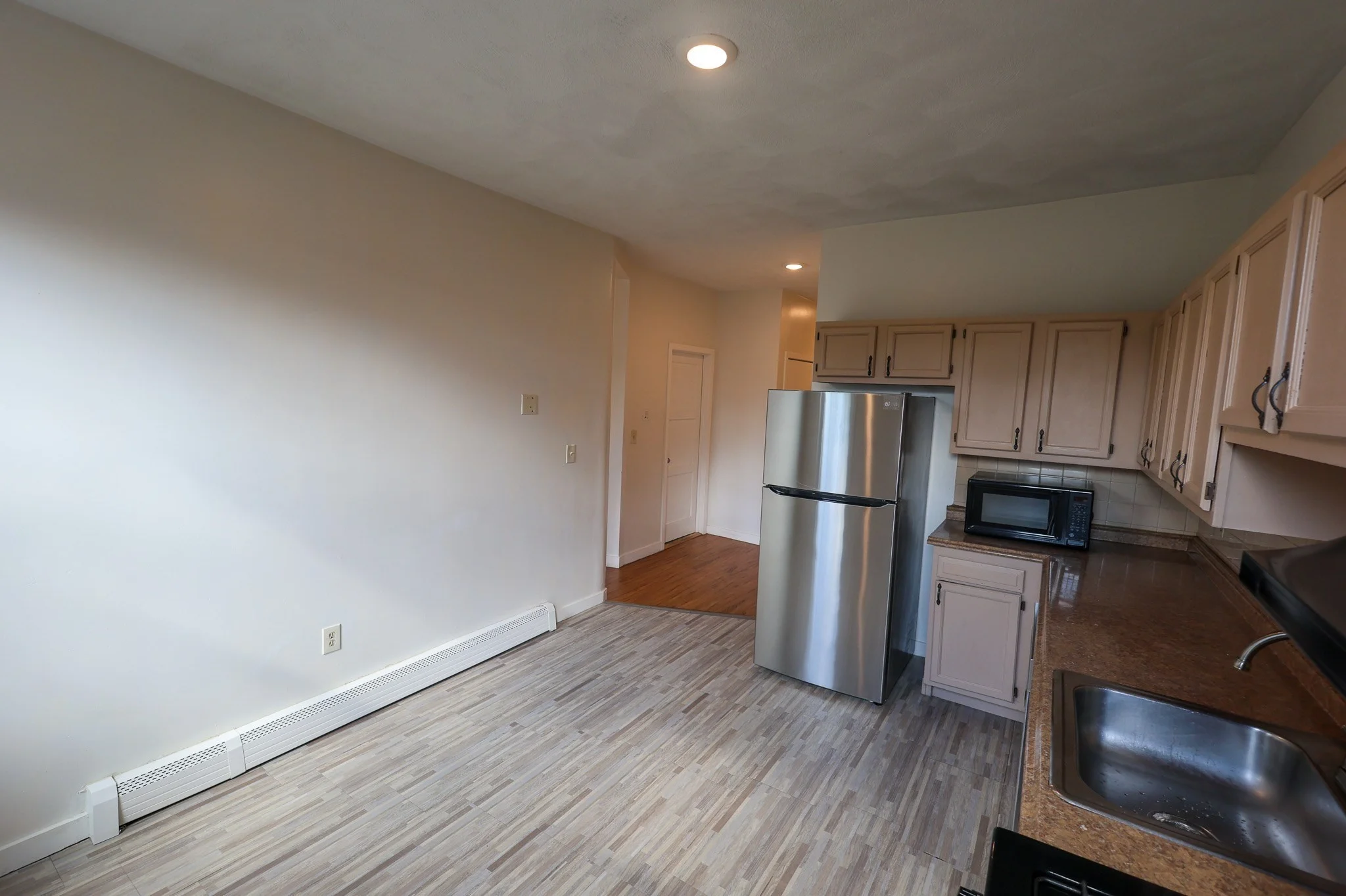3 bed, 2 bath apartment for rent at 51 Holworthy St Unit 3, Roxbury — photo 3 of 18